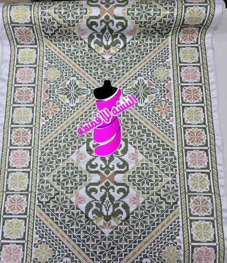 تطريز فلسطيني مع قصب